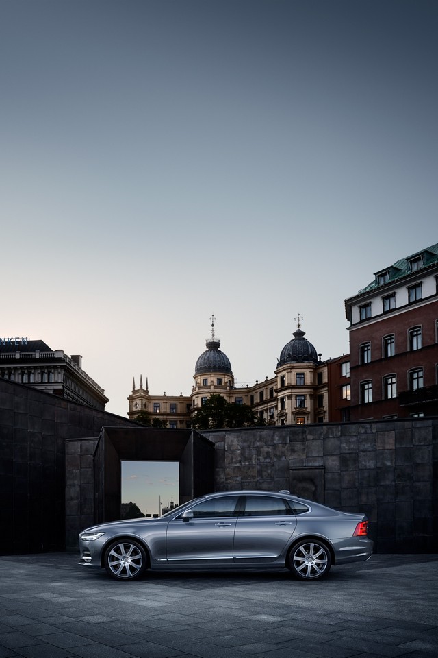 Volvo S90 2016